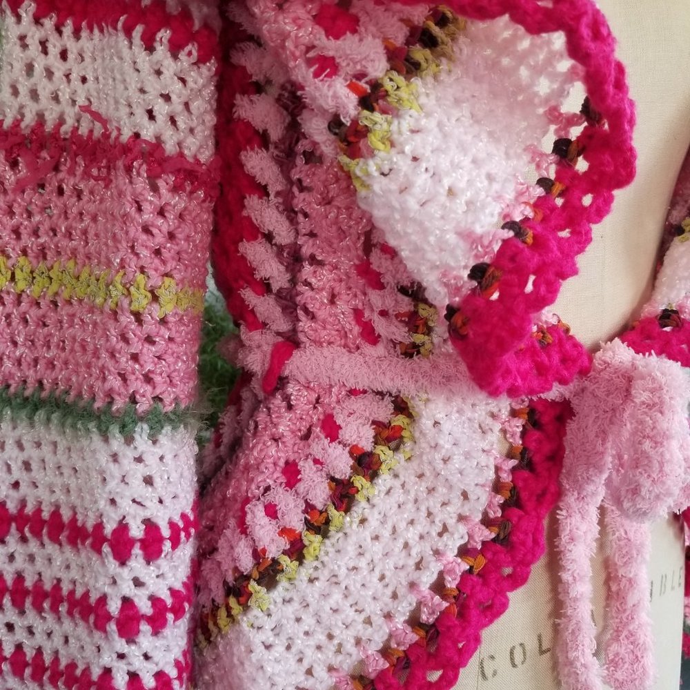 Crochet Pink MANDALA BOHO BOHEMIAN Chic Handmade Sweater MED - Picture 10 of 16